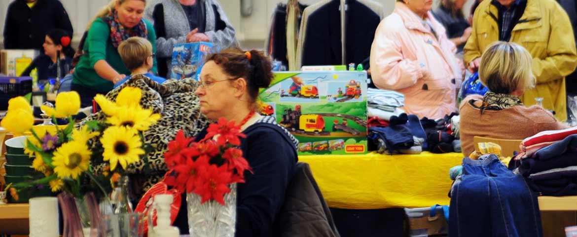 Flohmarkt im KuKS Slide1